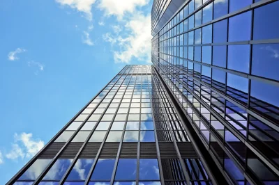 Découvrez les couleurs de façade maison tendance 2023 qui illuminent 2026